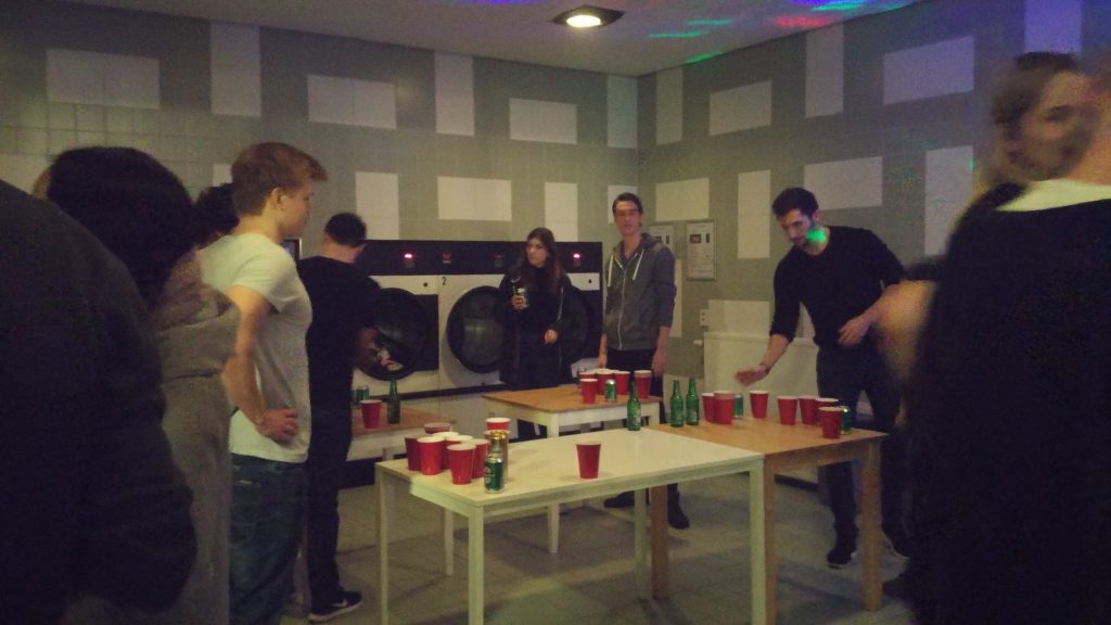 beer pong (2)